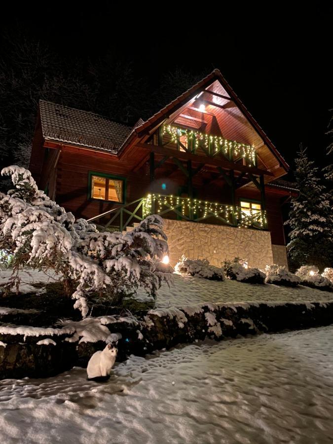 Lesnica Chalet Brenna